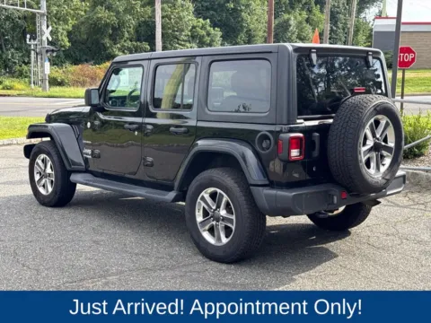 More photos of 2018 Jeep Wrangler Unlimited Sahara at CarLink Morristown, NJ
