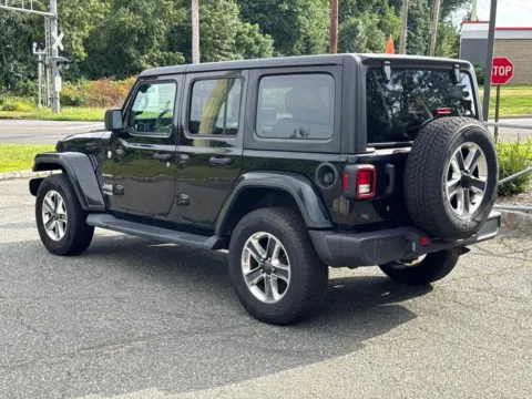 More photos of 2018 Jeep Wrangler Unlimited Sahara at CarLink Morristown, NJ