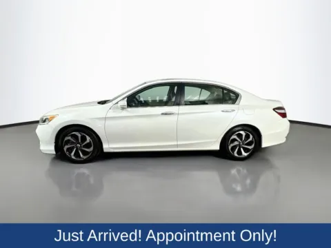More photos of 2017 Honda Accord EX at CarLink Morristown, NJ