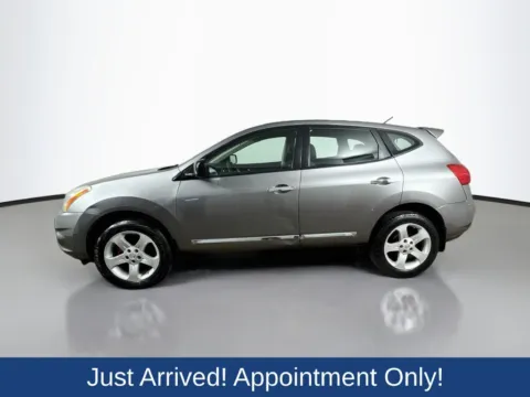 More photos of 2011 Nissan Rogue S at CarLink Morristown, NJ