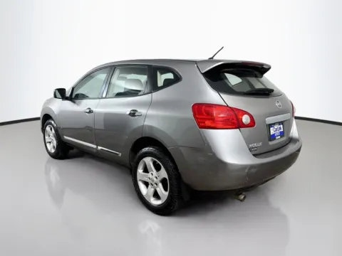 More photos of 2011 Nissan Rogue S at CarLink Morristown, NJ