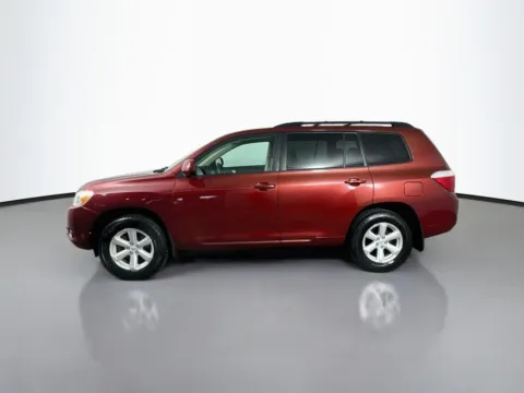 More photos of 2010 Toyota Highlander at CarLink Morristown, NJ