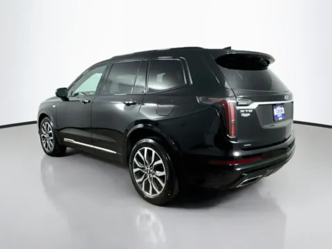 More photos of 2021 Cadillac XT6 Sport at CarLink Morristown, NJ