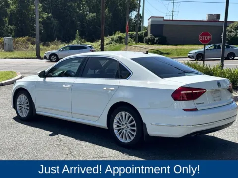 More photos of 2016 Volkswagen Passat 1.8T SE at CarLink Morristown, NJ