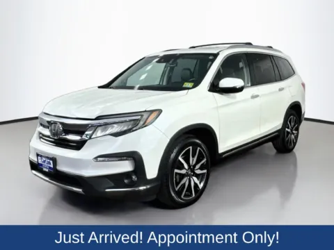 Another view of 2019 Honda Pilot Touring for sale in Morristown, NJ at CarLink Morristown