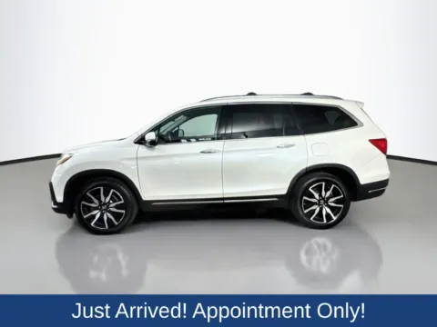 More photos of 2019 Honda Pilot Touring at CarLink Morristown, NJ