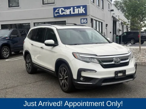 White 2019 Honda Pilot Touring for sale in Morristown, NJ
