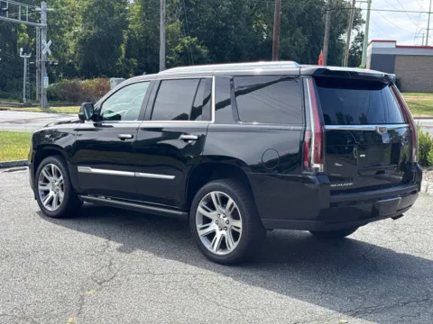 More photos of 2016 Cadillac Escalade Premium at CarLink Morristown, NJ