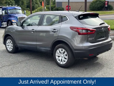 More photos of 2020 Nissan Rogue Sport S at CarLink Morristown, NJ