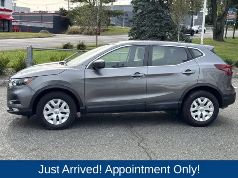 More photos of 2020 Nissan Rogue Sport S at CarLink Morristown, NJ