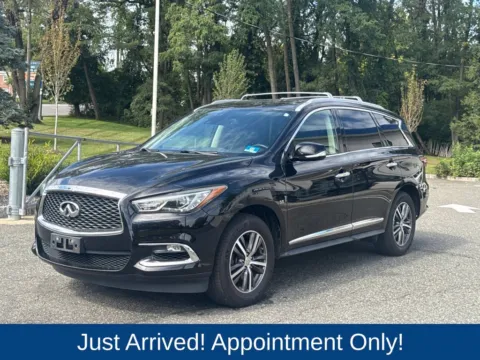 Another view of 2019 INFINITI QX60 LUXE for sale in Morristown, NJ at CarLink Morristown