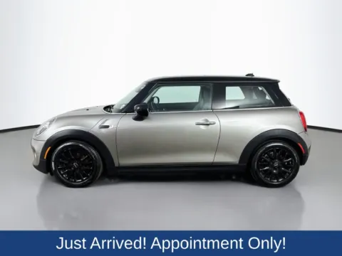 More photos of 2021 MINI Cooper Classic at CarLink Morristown, NJ