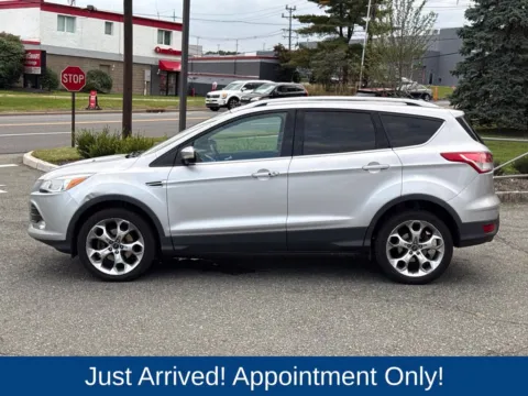 More photos of 2014 Ford Escape Titanium at CarLink Morristown, NJ