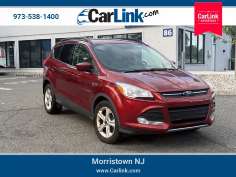 Red 2016 Ford Escape SE for sale in Morristown, NJ