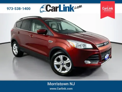 Red 2016 Ford Escape SE for sale in Morristown, NJ