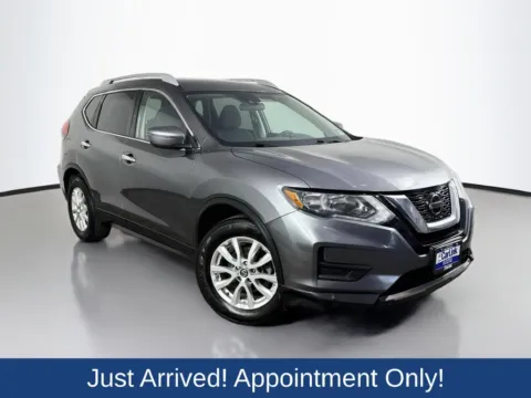Gray 2019 Nissan Rogue SV for sale in Morristown, NJ