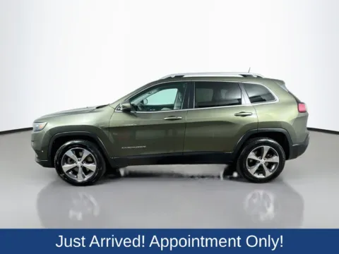 More photos of 2019 Jeep Cherokee Limited at CarLink Morristown, NJ
