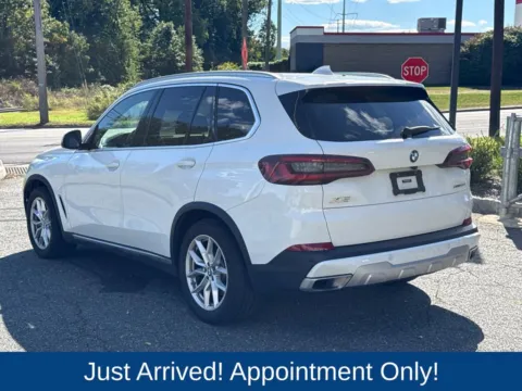 More photos of 2020 BMW X5 xDrive40i at CarLink Morristown, NJ