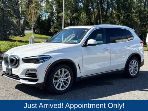 Another view of 2020 BMW X5 xDrive40i for sale in Morristown, NJ at CarLink Morristown