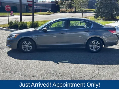 More photos of 2012 Honda Accord SE at CarLink Morristown, NJ