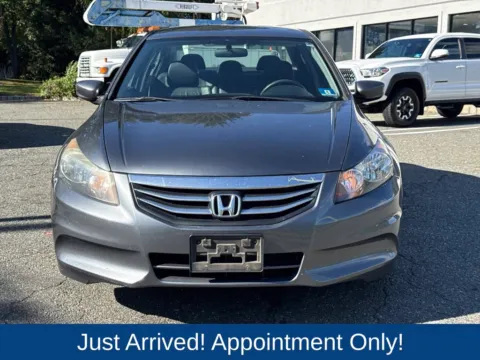 Photos of 2012 Honda Accord SE for sale in Morristown, NJ at CarLink Morristown