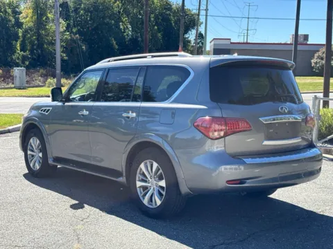 More photos of 2017 INFINITI QX80 at CarLink Morristown, NJ