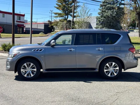 More photos of 2017 INFINITI QX80 at CarLink Morristown, NJ
