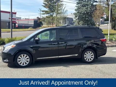 More photos of 2016 Toyota Sienna XLE Premium at CarLink Morristown, NJ