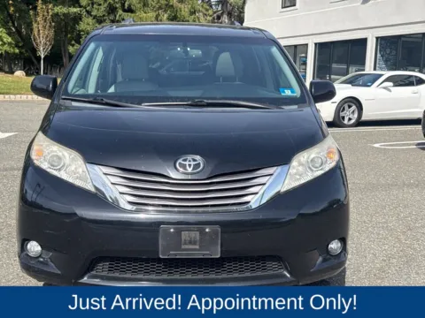 Photos of 2016 Toyota Sienna XLE Premium for sale in Morristown, NJ at CarLink Morristown