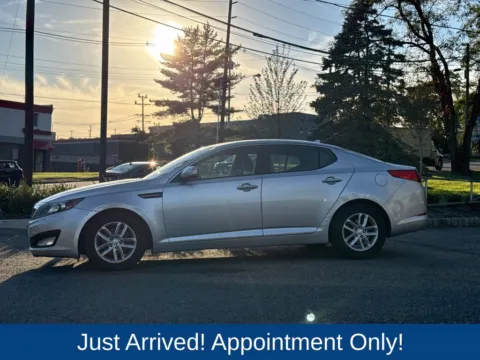 More photos of 2013 Kia Optima LX at CarLink Morristown, NJ