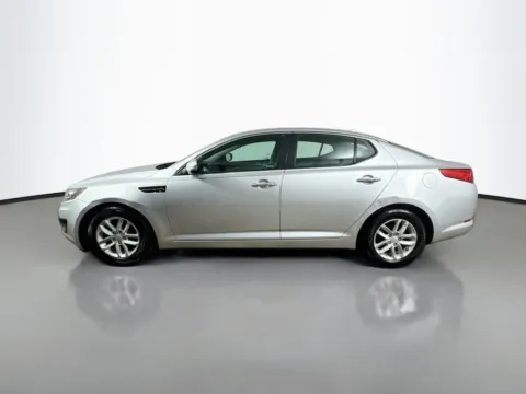 More photos of 2013 Kia Optima LX at CarLink Morristown, NJ