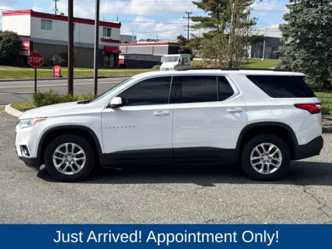 More photos of 2020 Chevrolet Traverse LT at CarLink Morristown, NJ