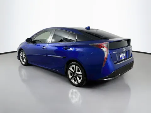 More photos of 2017 Toyota Prius Three Touring at CarLink Morristown, NJ