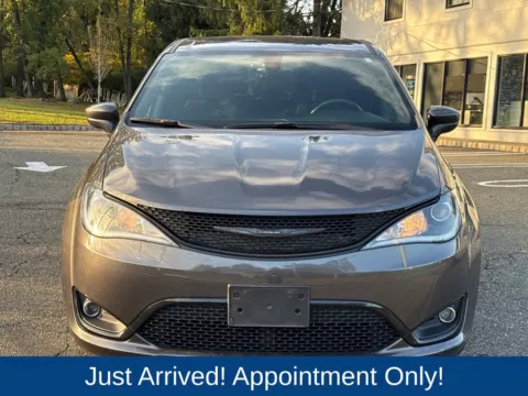 Photos of 2019 Chrysler Pacifica Touring Plus for sale in Morristown, NJ at CarLink Morristown