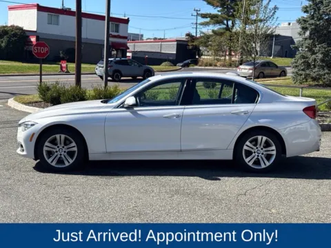 More photos of 2018 BMW 3 Series 330i xDrive at CarLink Morristown, NJ