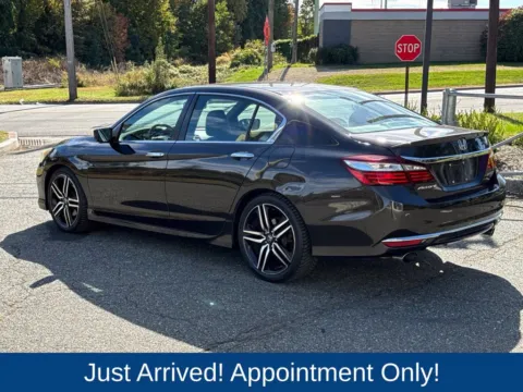 More photos of 2016 Honda Accord Sport at CarLink Morristown, NJ