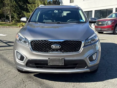 Photos of 2018 Kia Sorento EX for sale in Morristown, NJ at CarLink Morristown