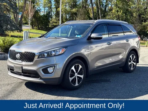 Another view of 2018 Kia Sorento EX for sale in Morristown, NJ at CarLink Morristown