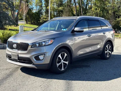 Another view of 2018 Kia Sorento EX for sale in Morristown, NJ at CarLink Morristown