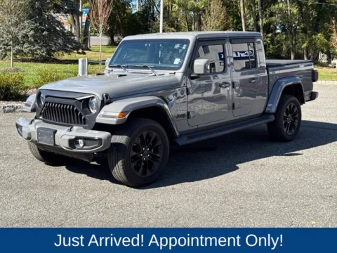 Another view of 2023 Jeep Gladiator High Altitude for sale in Morristown, NJ at CarLink Morristown