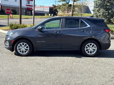 More photos of 2022 Chevrolet Equinox LT at CarLink Morristown, NJ