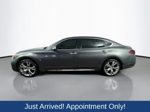 More photos of 2015 INFINITI Q70L 3.7X at CarLink Morristown, NJ