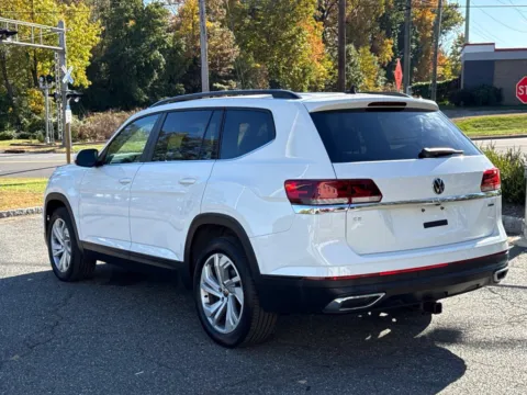 More photos of 2021 Volkswagen Atlas 2.0T SE w/Technology at CarLink Morristown, NJ