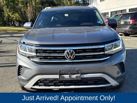 Photos of 2020 Volkswagen Atlas Cross Sport 3.6L V6 SE w/Technology for sale in Morristown, NJ at CarLink Morristown