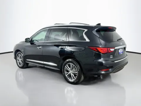 More photos of 2019 INFINITI QX60 LUXE at CarLink Morristown, NJ
