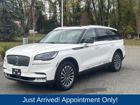 Another view of 2021 Lincoln Aviator Reserve for sale in Morristown, NJ at CarLink Morristown