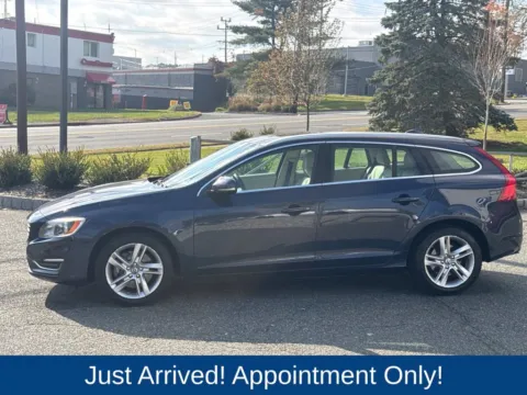 More photos of 2015 Volvo V60 T5 Premier Plus at CarLink Morristown, NJ