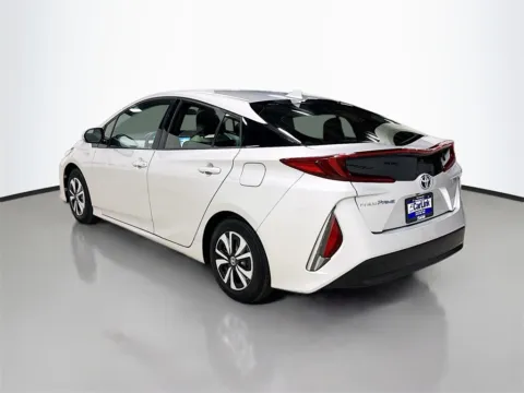 More photos of 2017 Toyota Prius Prime Premium at CarLink Morristown, NJ