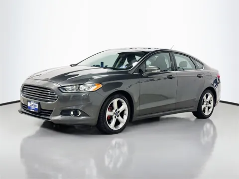 Another view of 2015 Ford Fusion SE for sale in Morristown, NJ at CarLink Morristown