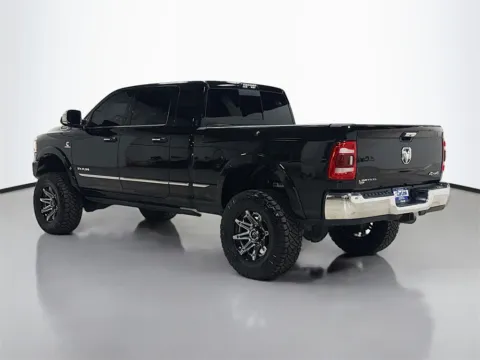 More photos of 2020 Ram 3500 Limited at CarLink Morristown, NJ